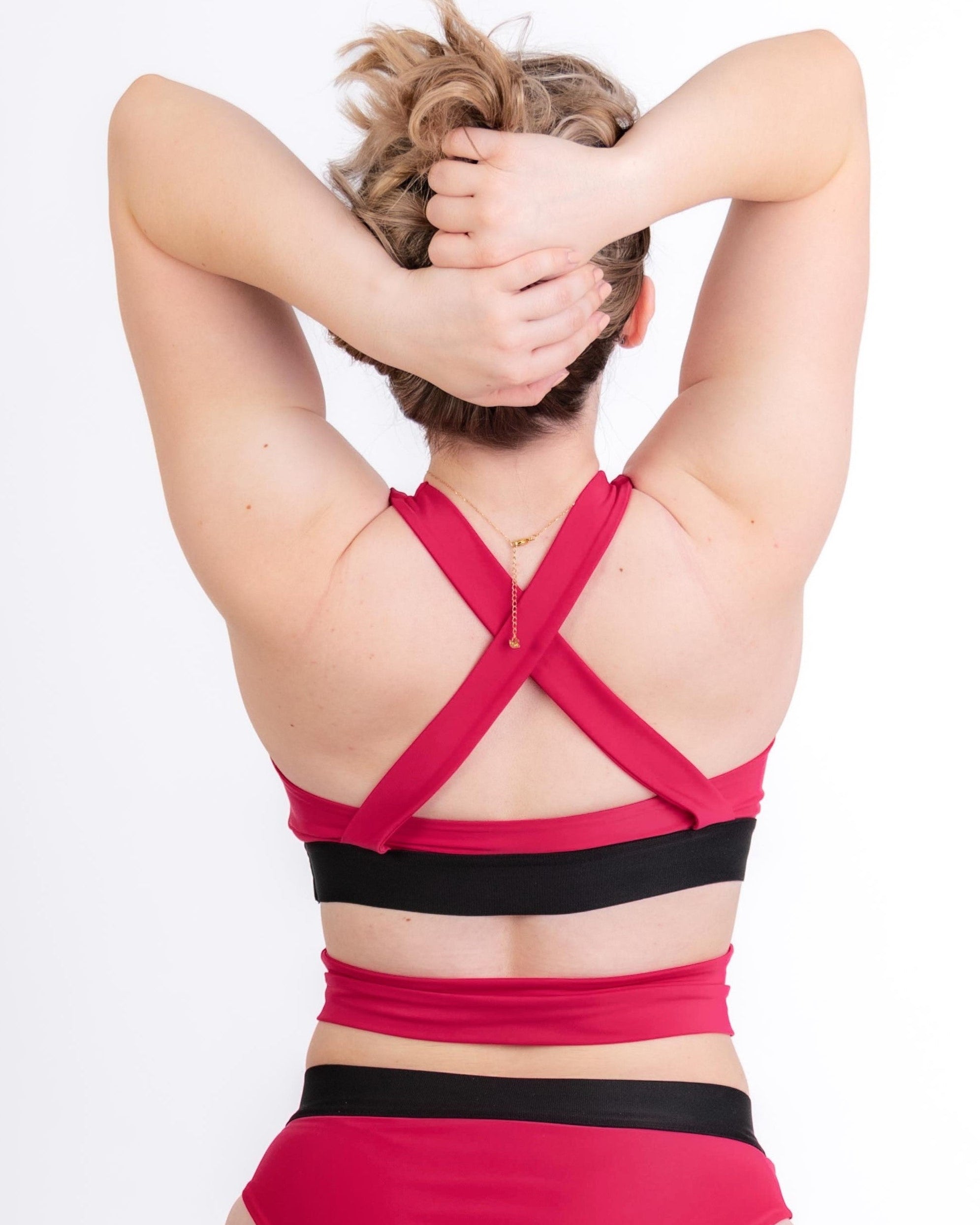 Wrap Top in dangerously pink / Pre-Workout & Flow Pants Bundle in classic black