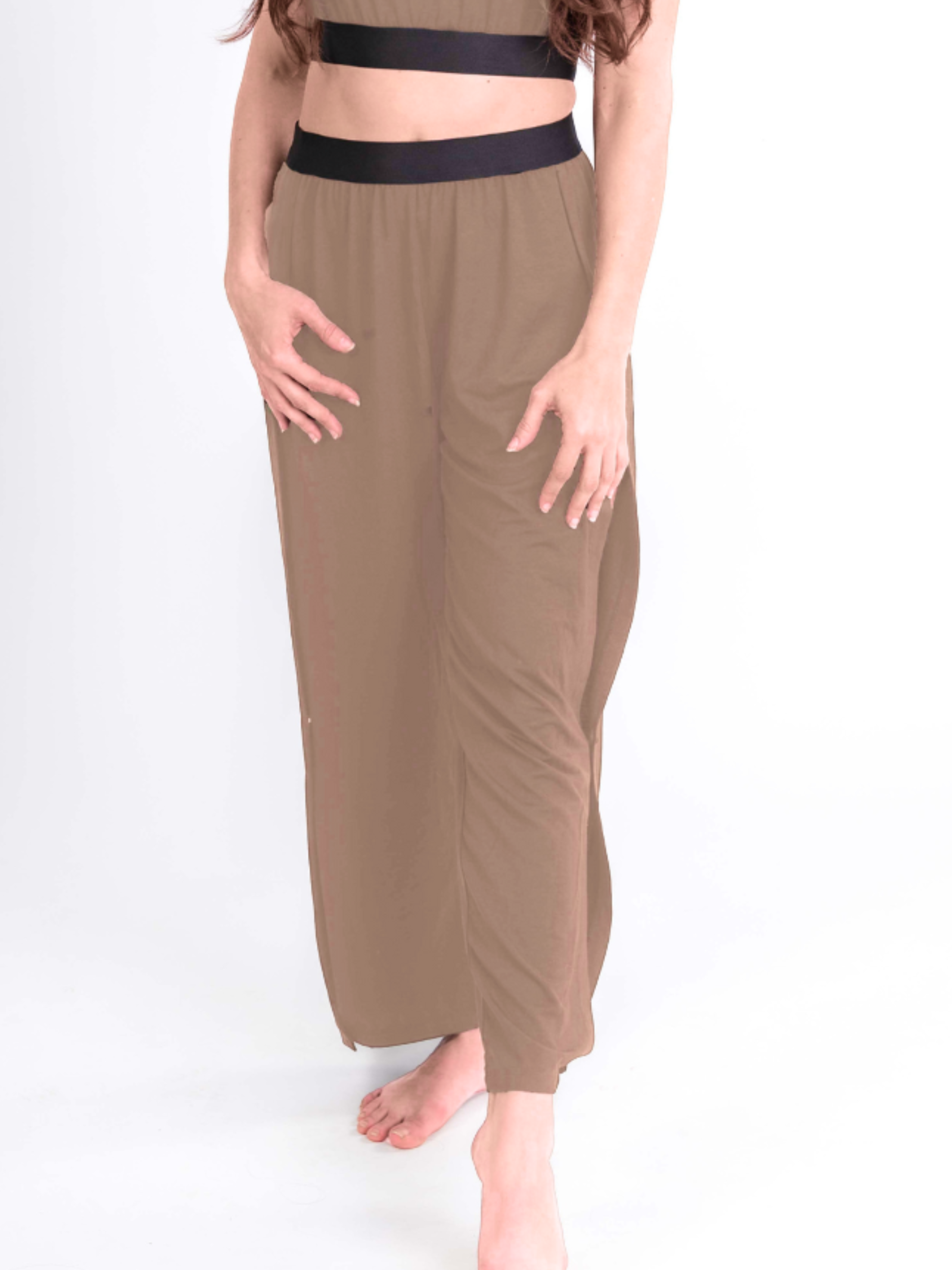 Pre-Workout &amp; Flow Pants in cloudy taupe